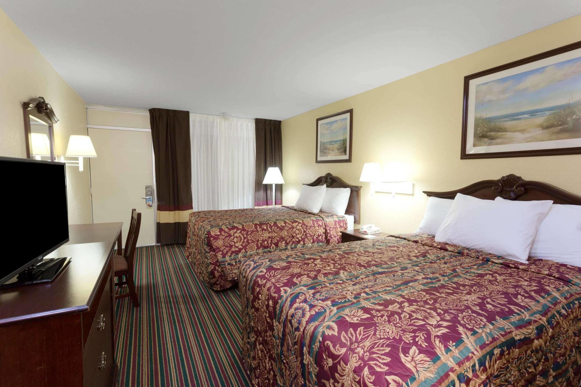 Days Inn By Wyndham Mt Pleasant-Charleston-Patriots Point Экстерьер фото