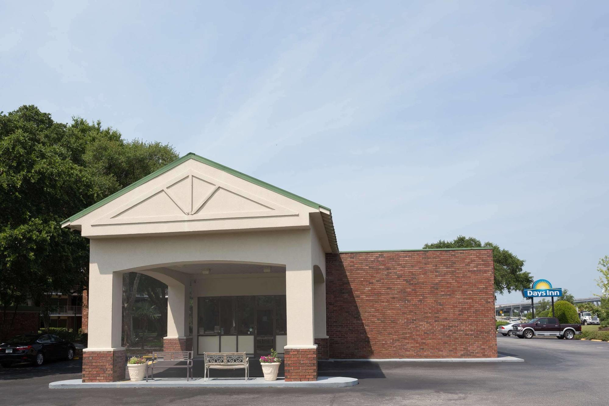 Days Inn By Wyndham Mt Pleasant-Charleston-Patriots Point Экстерьер фото